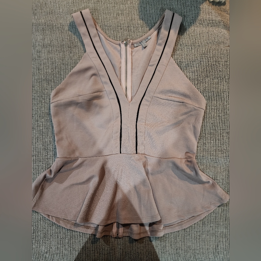 Stylish Sleeveless Peplum Top